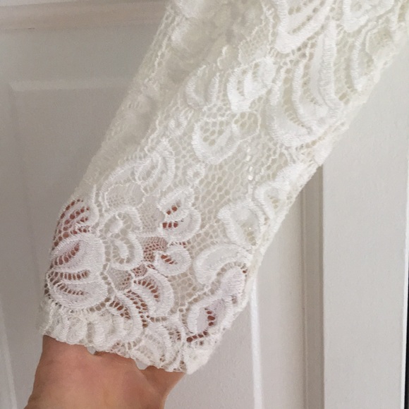 White House Black Market lace top - Picture 3 of 4